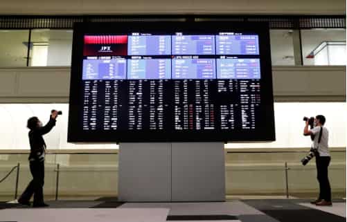 Global Markets: Asian stocks set to dip after US halts stimulus talks