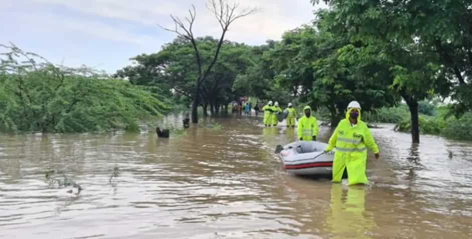 Chiranjeevi, Mahesh Babu, Nagarjuna, Junior NTR to Vijay Deverakonda - Tollywood stars announce contributions for Telangana flood relief