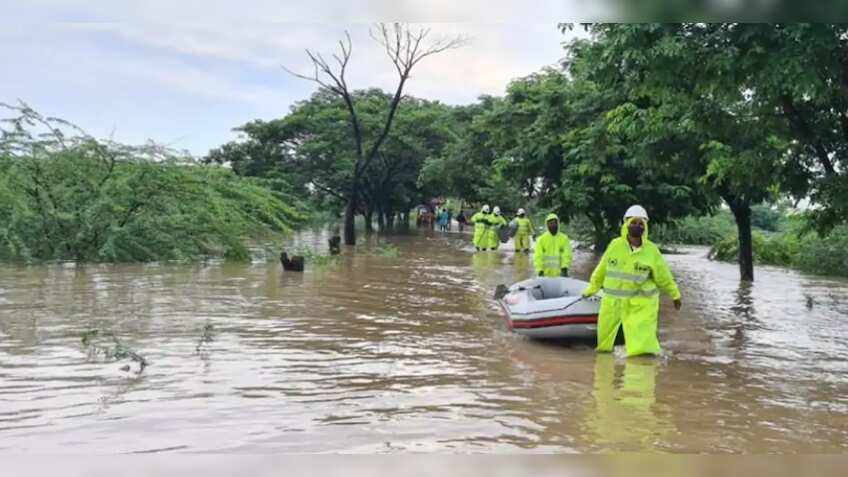 Chiranjeevi, Mahesh Babu, Nagarjuna, Junior NTR to Vijay Deverakonda - Tollywood stars announce contributions for Telangana flood relief