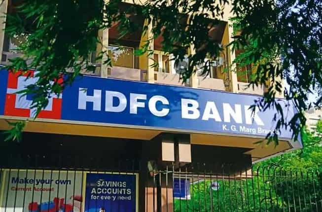 'Tees pe Treat': In a first, HDFC Bank offers cashback to merchants in drive to push digital transactions  