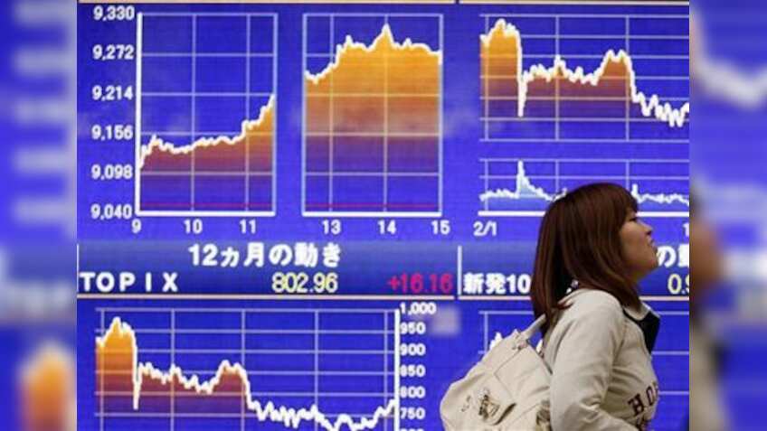 Asian shares hold firm, shrug off U.S. election jitters