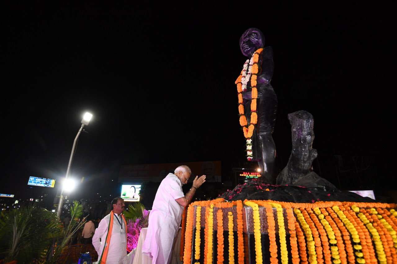 PM Modi pays tributes to Birsa Munda, greets people of Jharkhand on state's foundation day