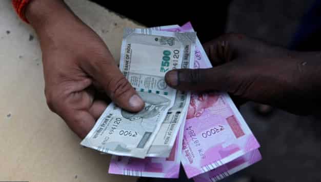 Rupee rises 11 paise to 73.77 against US dollar in early trade