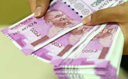 Bajaj Finance shares price soars nearly 5%, market cap now over 3 lk cr 