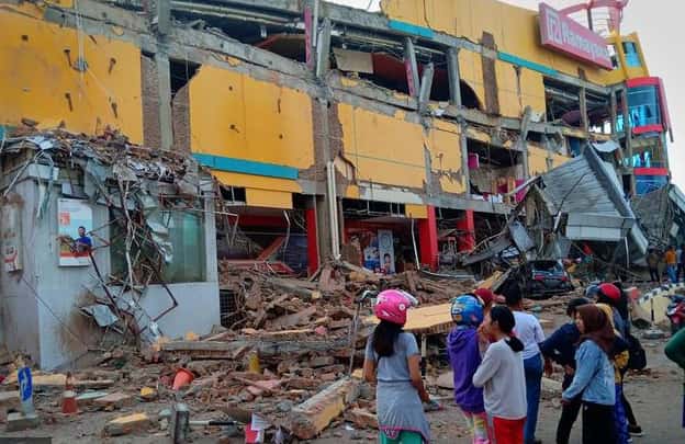 Gempa hari ini: Gempa bumi terbesar di Indonesia menewaskan 42 orang