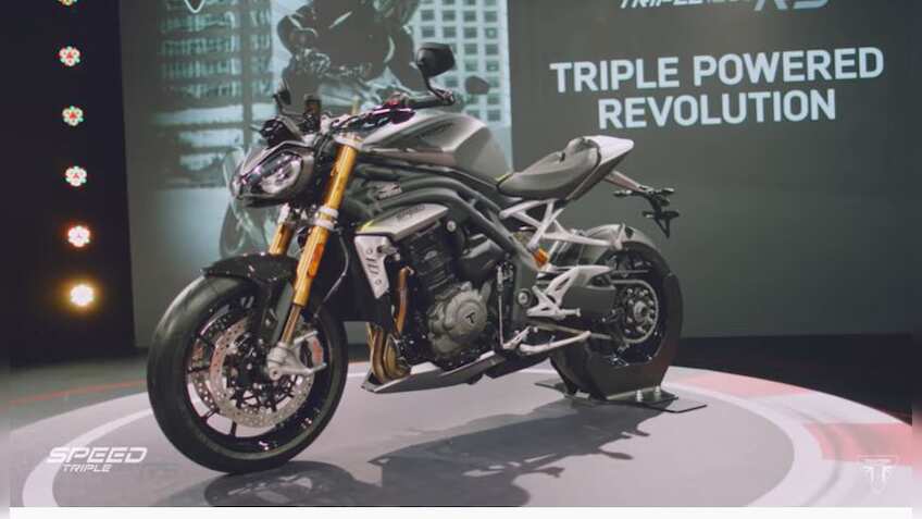 Triumph unveils all-new Speed Triple 1200 RS; See complete features here!
