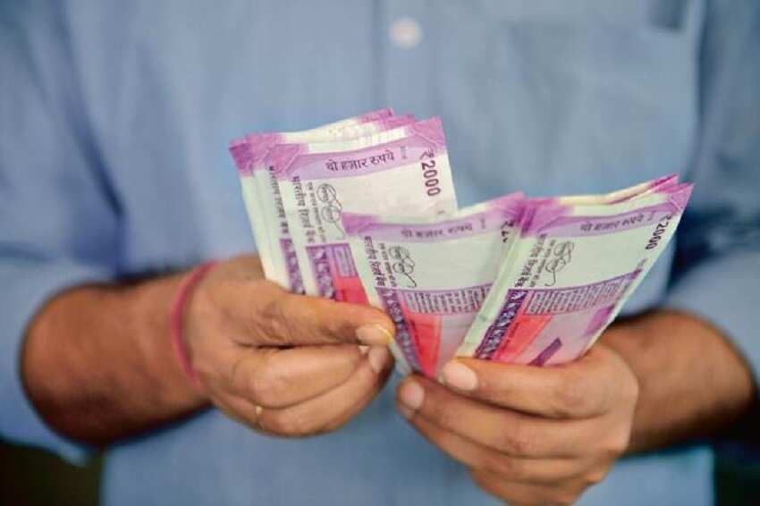 7th Pay Commission latest news: Salary up to 2.08 lakh plus DA, HRA, TA; details of this 7th CPC central government job offer at upsconline.nic.in