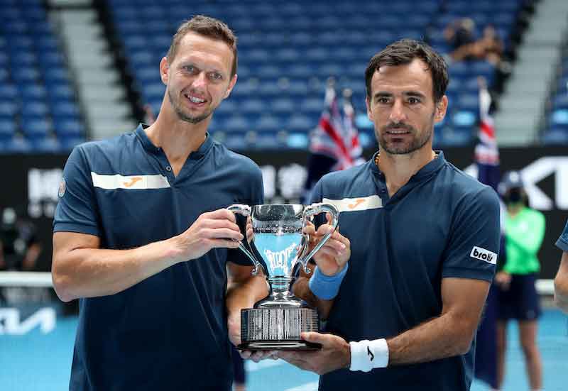 Australian Open: Chorvátsky Dodij a slovenský Polasik vyhrávajú titul vo štvorhre mužov