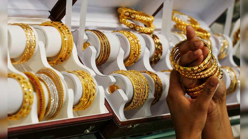 Gold Price Today 15-03-2021: GOLDEN opportunity for buyers! Yellow metal rate dips Rs 94 per 10 gm