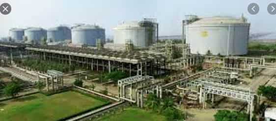 Petronet LNG Share price: Kotak Institutional Equities raise price target to Rs 300