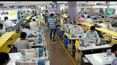 Manufacturing sector slumps on YoY basis