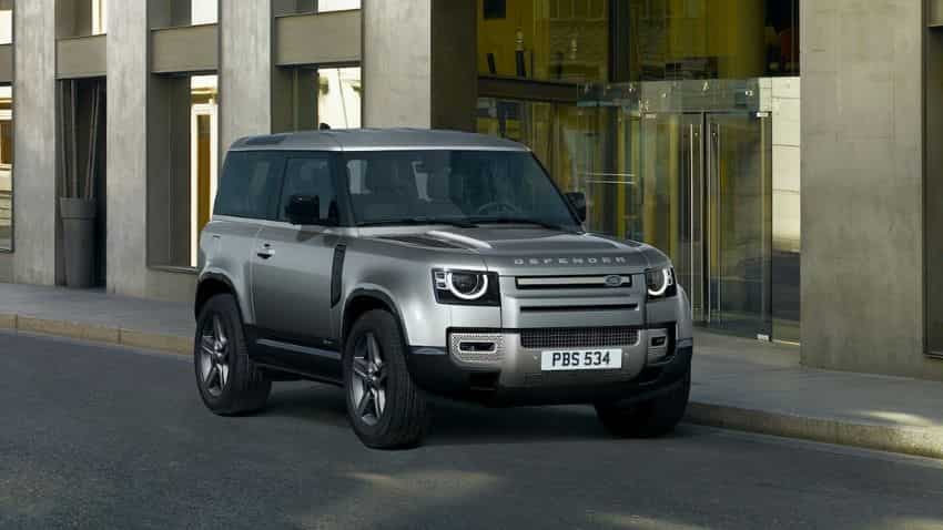 The New Defender 90 is available in several models