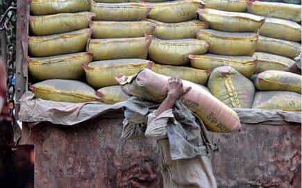 UltraTech Cement share price hits new high amid strong Q1 numbers