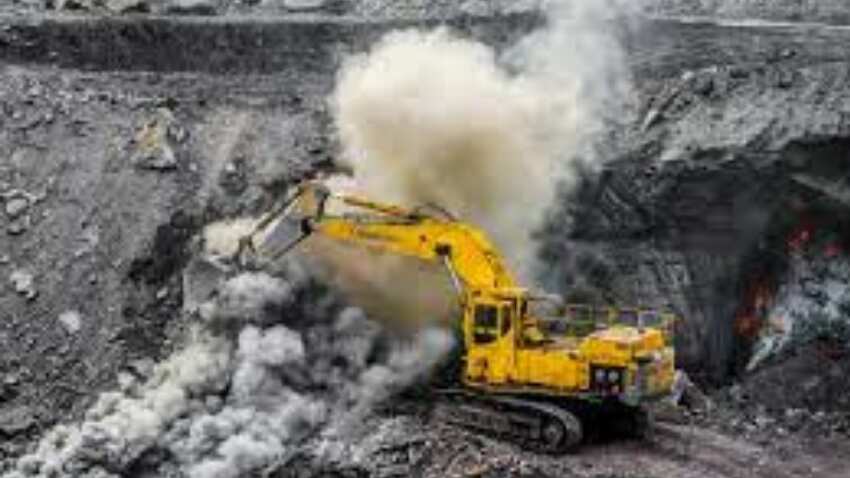 Govt asks CIL to explore prospects in electric vehicles, charging pods