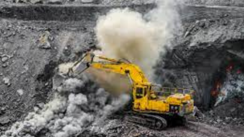 Govt asks CIL to explore prospects in electric vehicles, charging pods