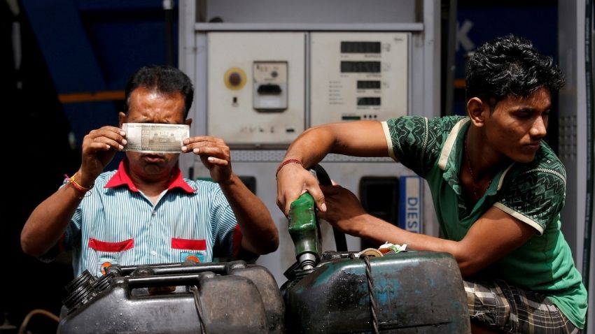 Petrol, diesel prices rise for sixth consecutive day:
