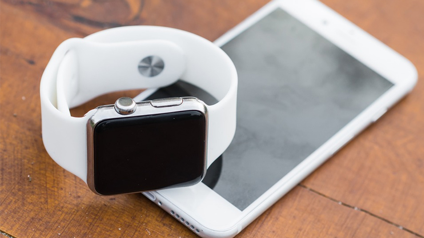 Deployment of AI in smartwatches: Expert decodes trends to lookout in 2022