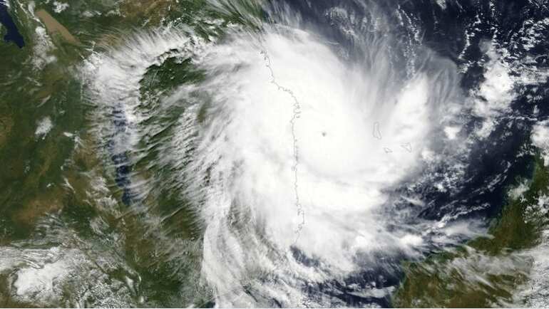 Cyclone Jawad: Union Ports and Shipping Minister reviews preparedness with port authorities