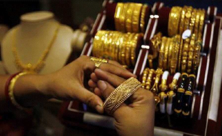 Gold Price Today: Yellow metal trades flat below Rs 48,000; support seen at 47,770: Experts