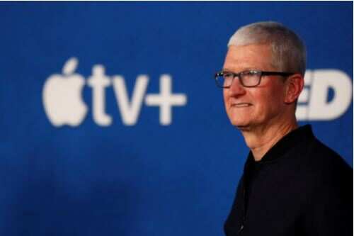 Apple boss Tim Cook paid over 1,400 times the average worker in 2021; median pay for employees was USD 68,254