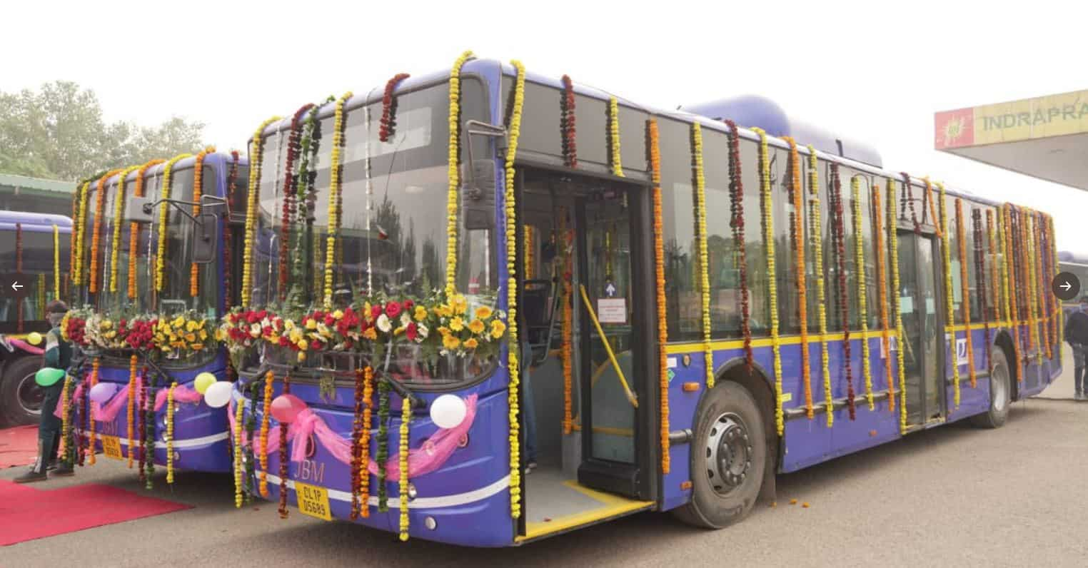 Delhi gets 100 BS-VI compliant AC CNG buses; to add 50 e-buses in February, 300 by April