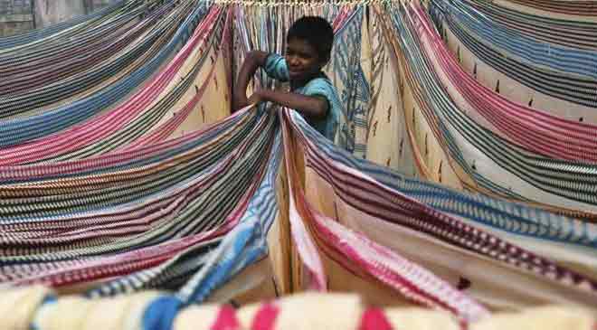 Textile stocks in action! Alok Industries' shares zoom