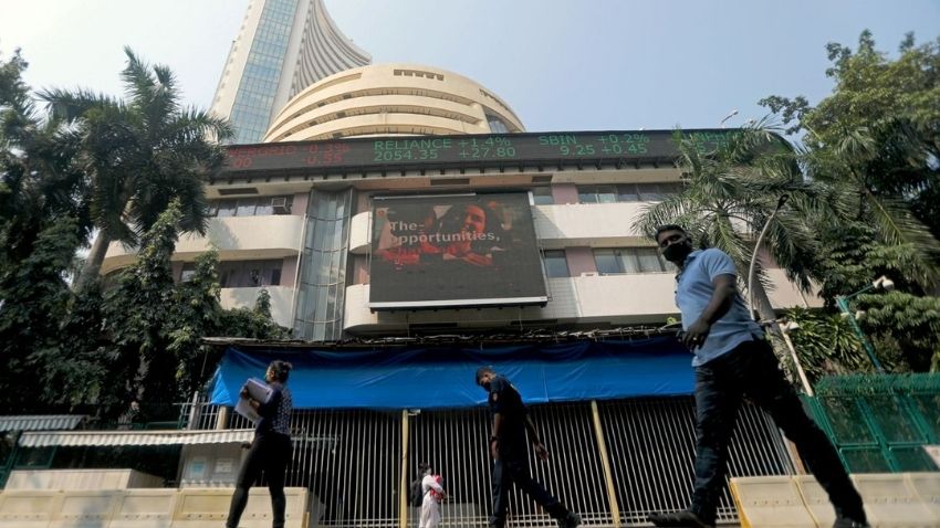 Technical Check: A breakout from inverted Head & Shoulder pattern suggests could take this automaker to 10,700 in 6-9 months