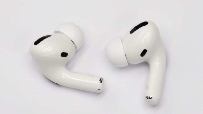 Apple AirPods Pro 2 Launch: Earbuds May Come With Built-in Sensor For ...