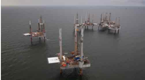 Oil extends gains above $90/bbl as winter storm sweeps through United States