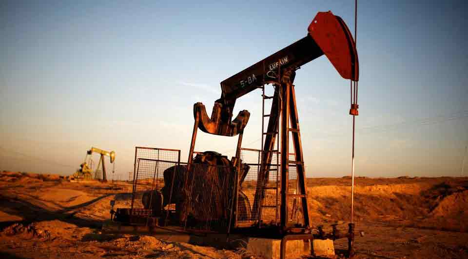 Oil slips from 7-year highs ahead of more U.S.-Iran talks