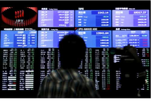 Asian stocks track Wall Street tech rally, US yields cling to highs