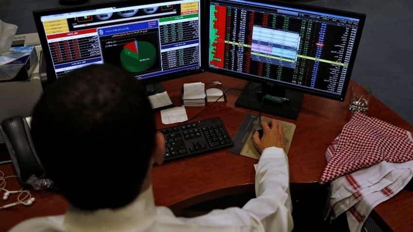 Technical Check: Death Cross on charts! This high beta midcap stock eyes 200-DMA for an upward move towards 650-680