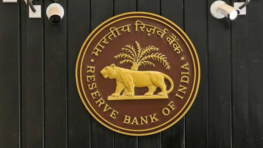 Bet on liquid fund as RBI likely to hike rates by 100 bps by March 2023: Arvind Chari of Quantum Advisors