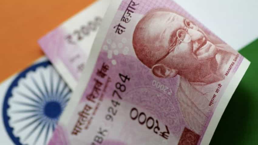 Rupee trades in narrow range against US dollar in early session