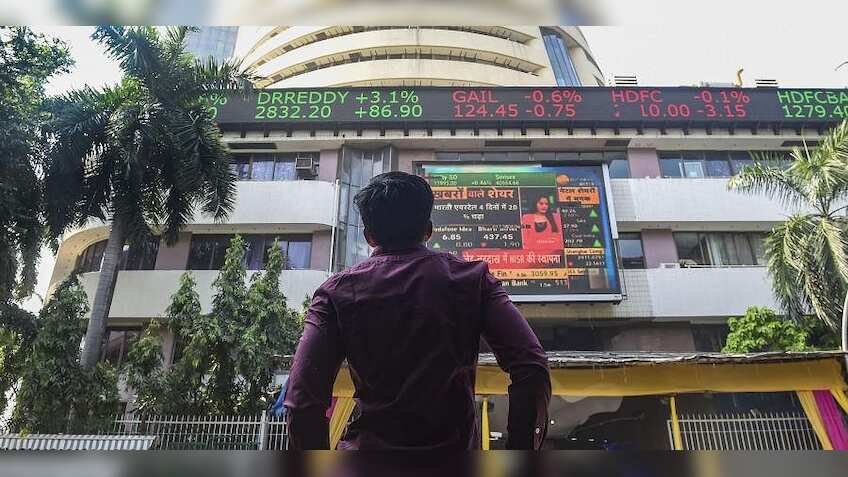 DIIs trump FIIs in net inflows in FY22 amid aggressive participation from retail investors