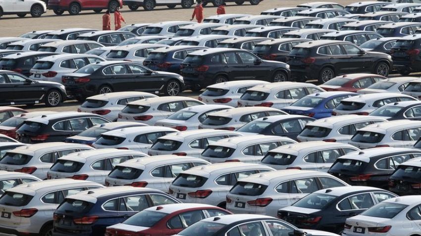 Passenger vehicle dispatches dip 4% in April as supply challenges remain: SIAM