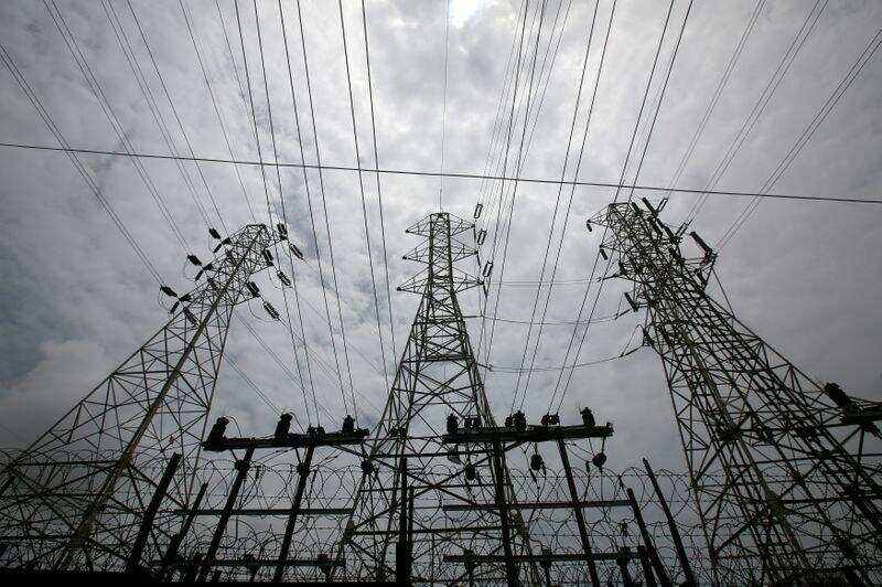 Power Ministry working on a scheme to liquidate the past dues of Discoms, allow paying dues in up 48 monthly installments