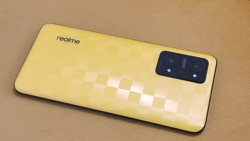 Realme GT Neo 3T First Look
