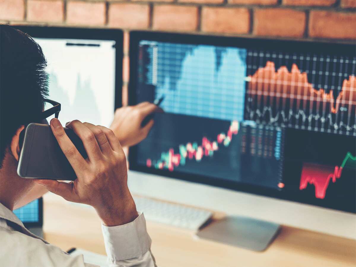Brokerage Issues Report On SBI And Oberoi Realty, Know What Is The Target Of Brokerage On This Stock
