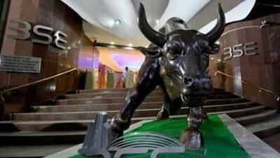 Closing Bell: Markets Extend Gain For 2nd Day; Sensex Up Over 900 ...