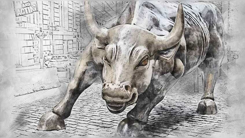 Dalal Street Corner: Ahead of earnings season, Investors richer by 5.3 lakh cr in 2 sessions as bulls take control; what should they do on Friday? 