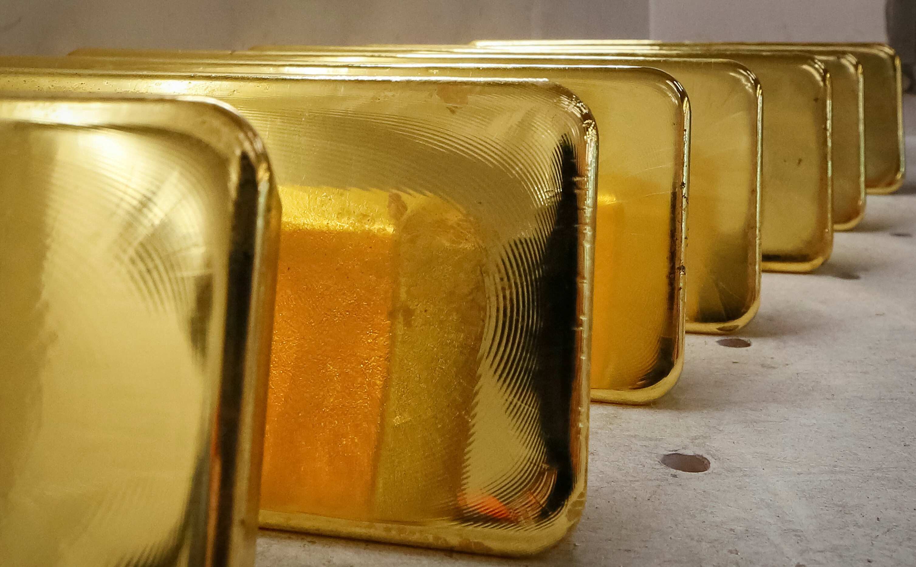 Gold Price Today: Yellow metal attempts rebound as dollar ascent stalls; check gold rate in your city