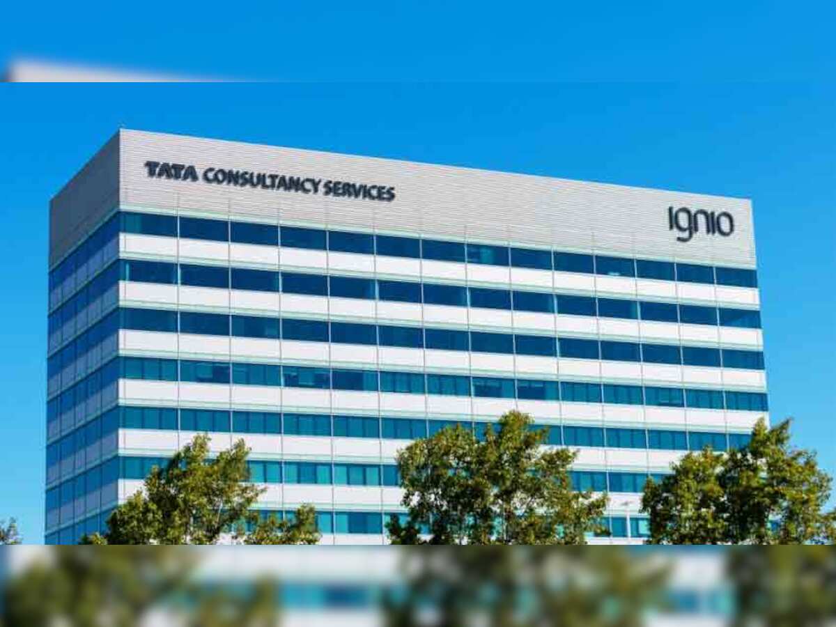 TCS falls nearly 5% on missing estimates in