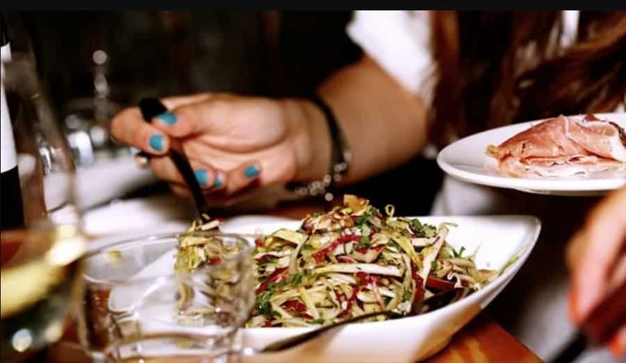 Service charge at restaurants: Consumer protection regulator to contest Delhi HC's stay order