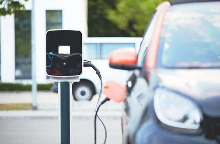 Delhi gets 9 new electric vehicle charging stations
