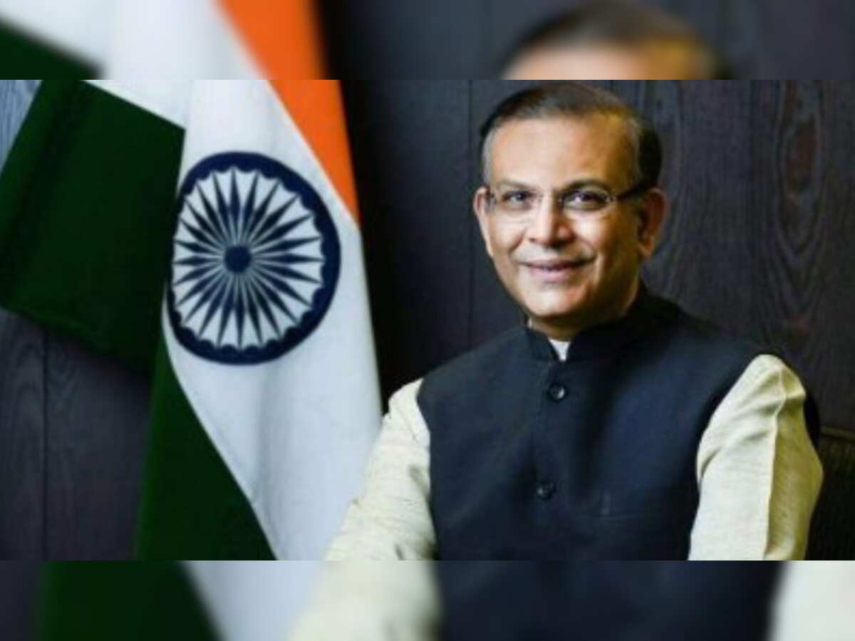 This BJP MP says &#039;no mehngai&#039; India, then