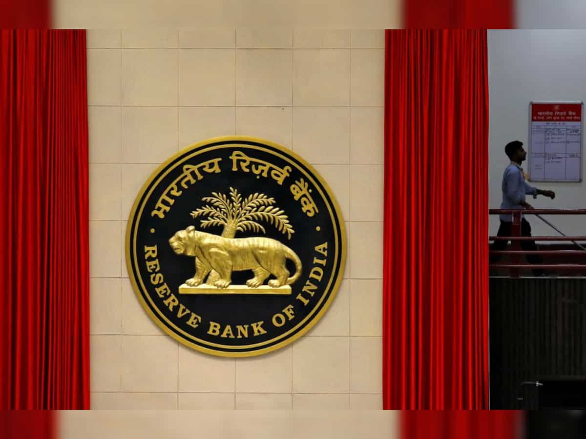 RBI imposes fine on 8 cooperative banks for