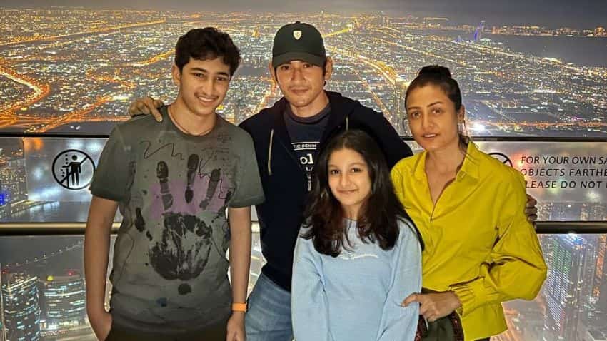 Mahesh Babu with his family