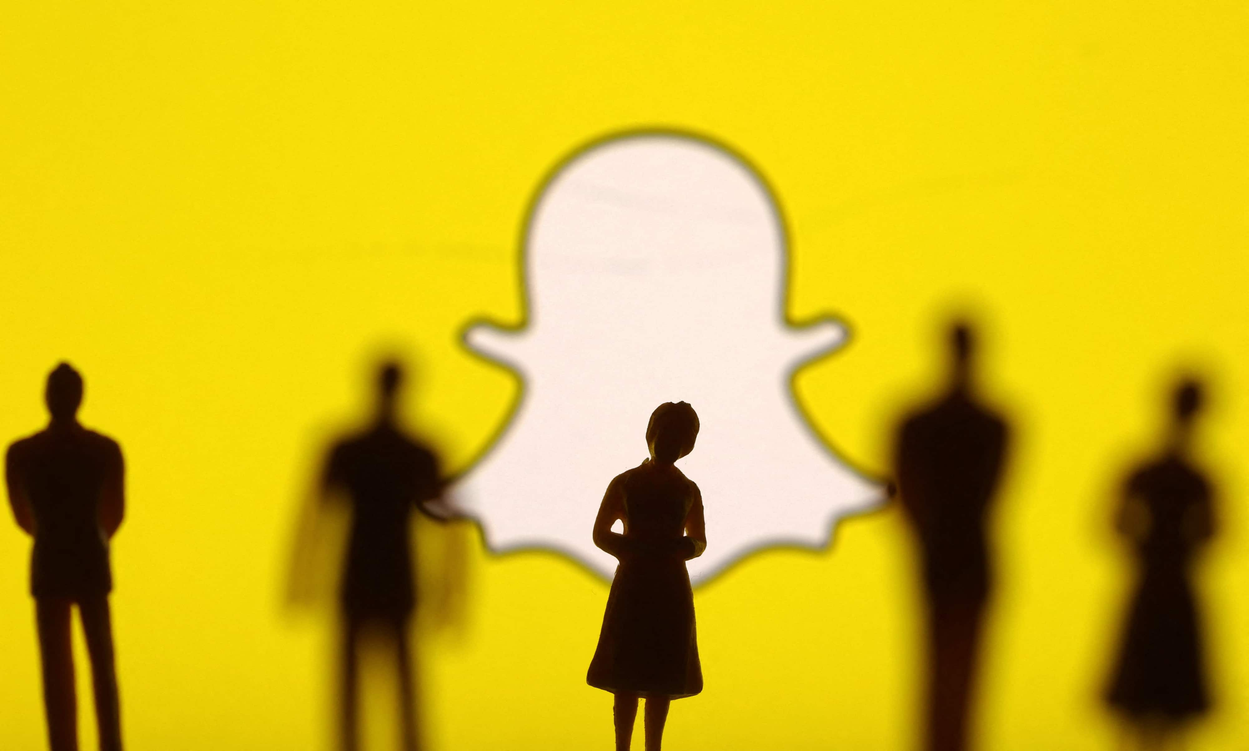 Snapchat brings paid subscription service to India amid layoffs, poor growth | Zee Business