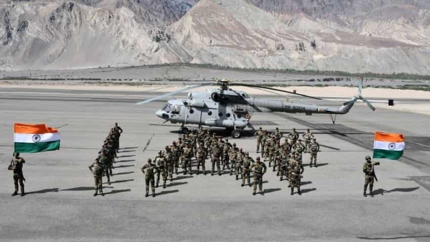 Happy Independence Day 2022: AMAZING pictures of Indian Army, Navy, Air  Force 15th August 2022 celebrations | Zee Business